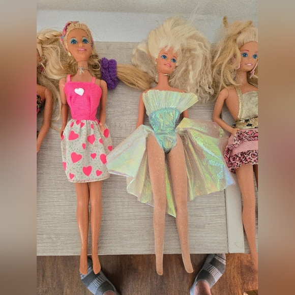 Vintage Barbie Dolls Mattel Bundle Lot Of 5  With Outfits 90s Collectibles Toys - Picture 5 of 10